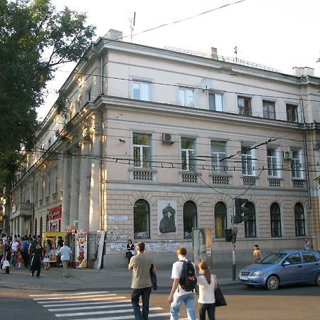 Suisse Hostel Kiszyniów Zewnętrze zdjęcie